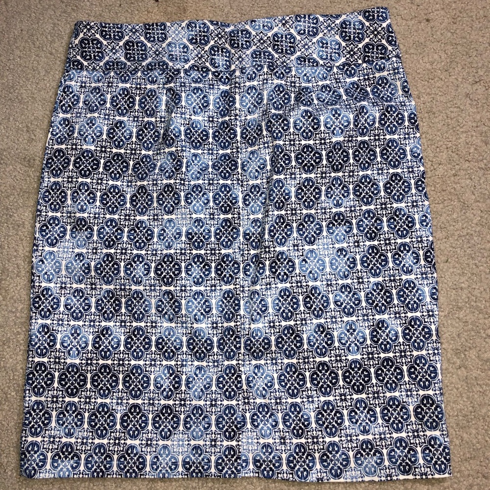 A playful skirt.